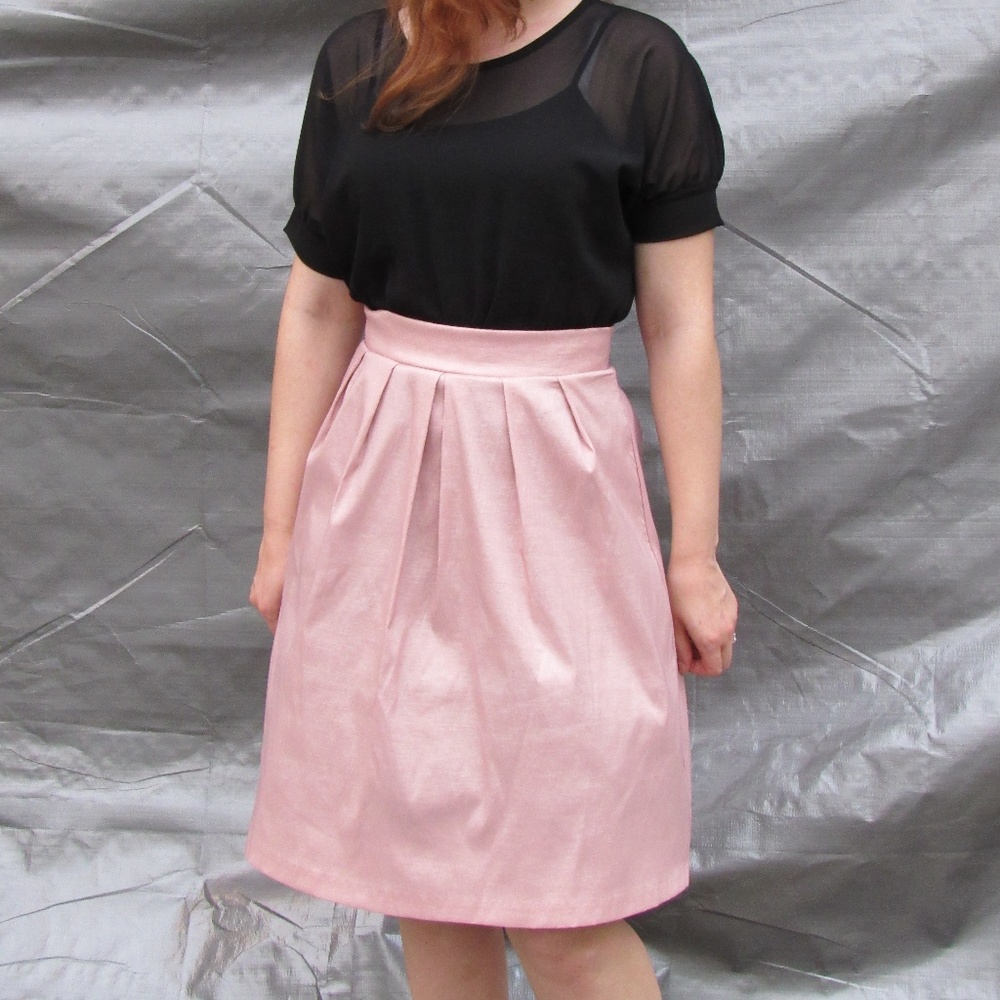 Pink puffed skirt